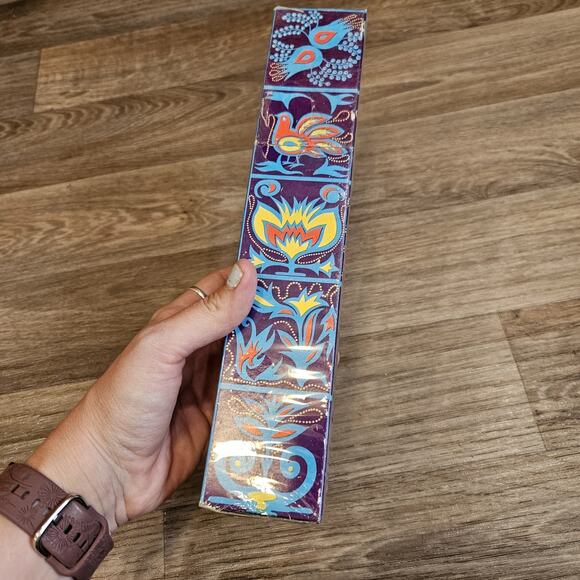 90 Vtg 11 Inch Match Sticks Fireplace Long Matches Peacock Floral Box Sealed - Picture 4 of 5